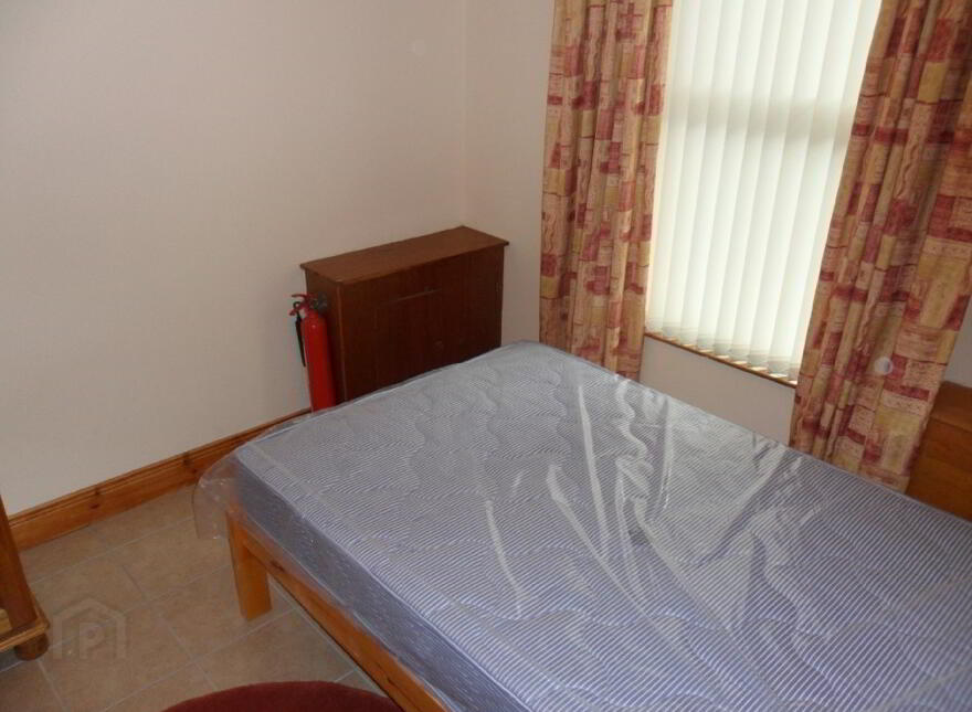 8 Collingwood Avenue, Holylands, Belfast, BT7 1QT
