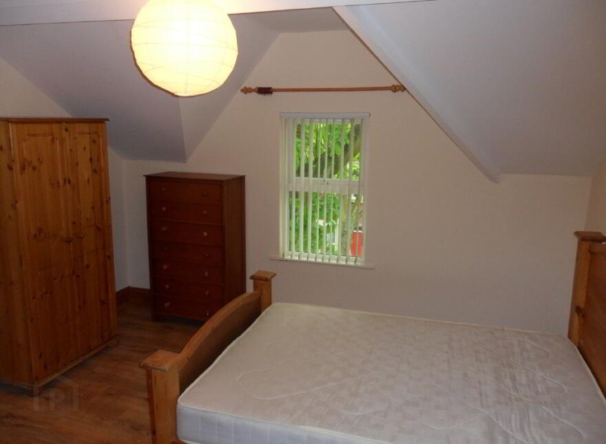 8 Collingwood Avenue, Holylands, Belfast, BT7 1QT
