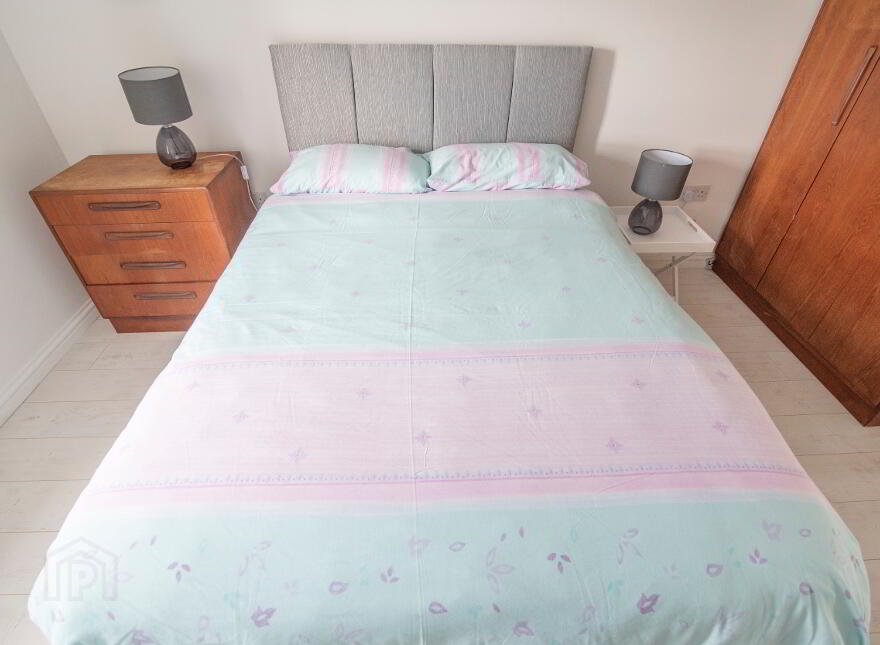 2 Hopefield Grange (Student Let 2025), Portrush, BT56 8QD