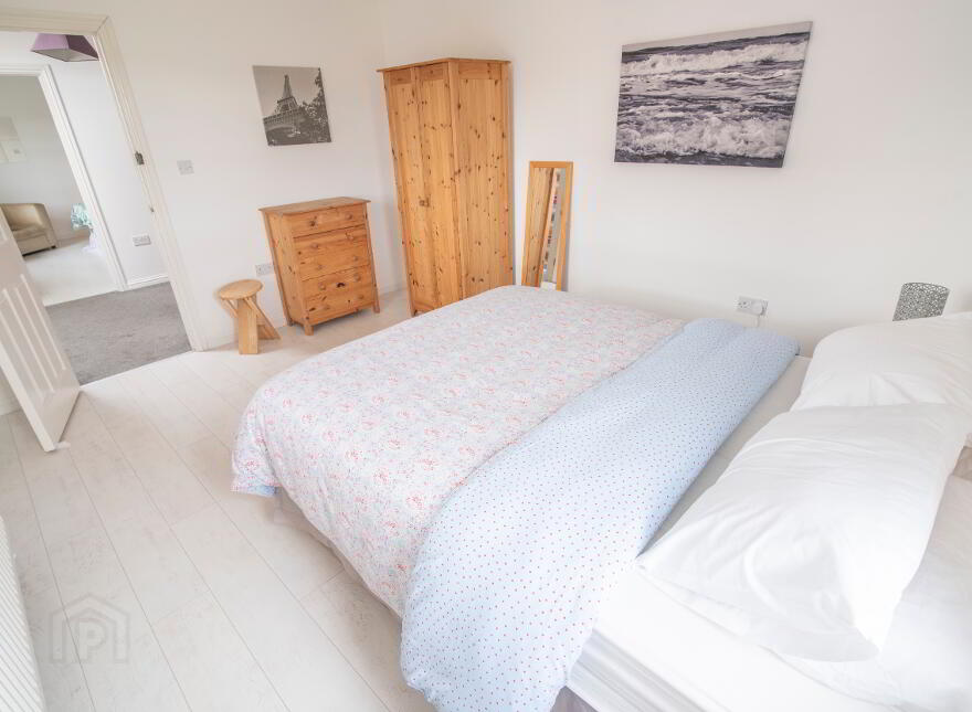 2 Hopefield Grange (Student Let 2025), Portrush, BT56 8QD