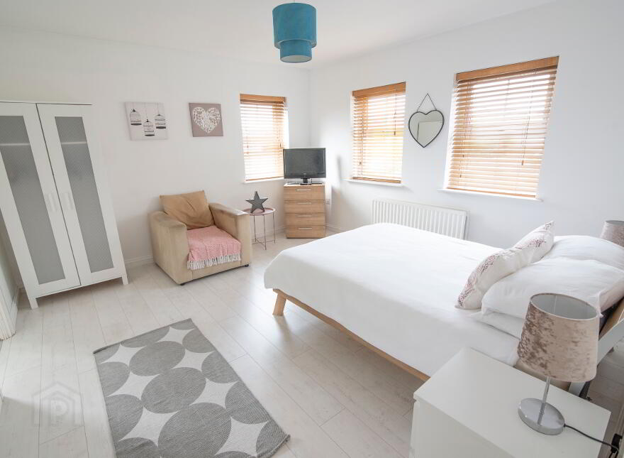 2 Hopefield Grange (Student Let 2025), Portrush, BT56 8QD