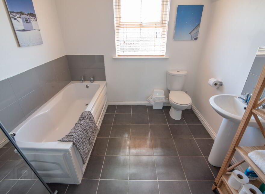 2 Hopefield Grange (Student Let 2025), Portrush, BT56 8QD