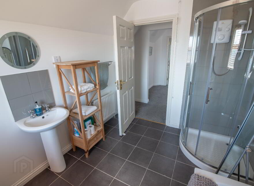 2 Hopefield Grange (Student Let 2025), Portrush, BT56 8QD