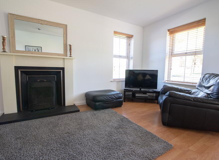 2 Hopefield Grange (Student Let 2025), Portrush, BT56 8QD