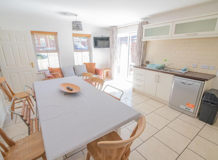 2 Hopefield Grange (Student Let 2025), Portrush, BT56 8QD