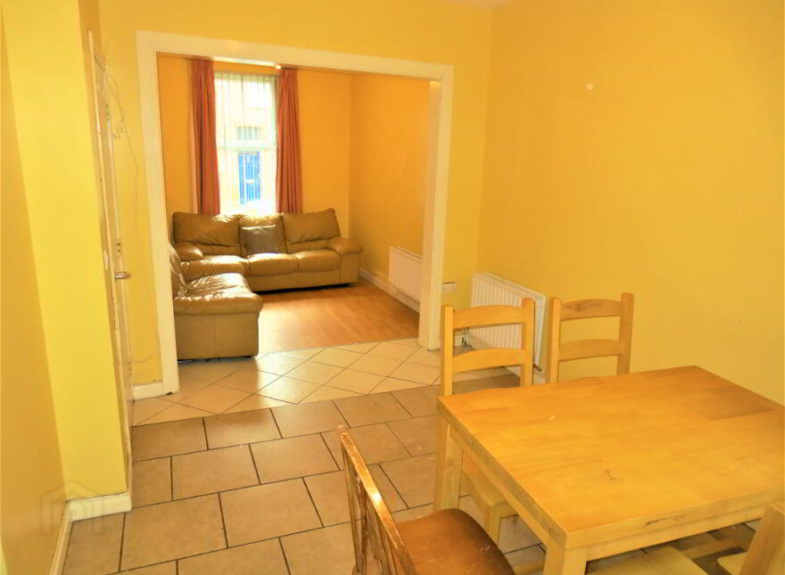 Great 5 Bedroom House, 26 Agincourt Street, Queens University Quarter, Belfast, BT7 1QA