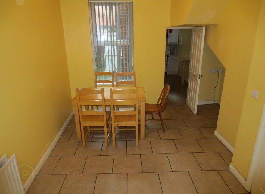Great 5 Bedroom House, 26 Agincourt Street, Queens University Quarter, Belfast, BT7 1QA