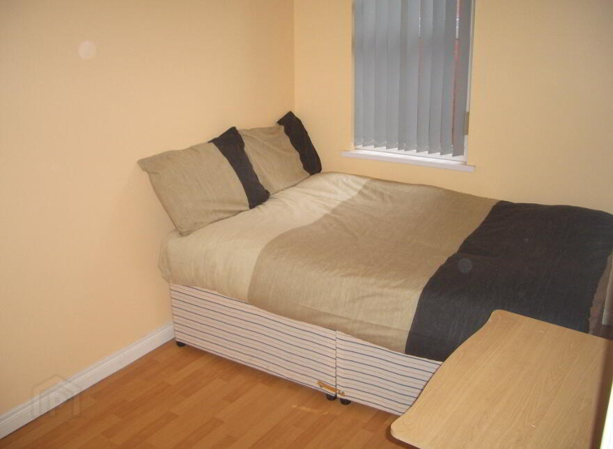 Great 5 Bedroom House, 26 Agincourt Street, Queens University Quarter, Belfast, BT7 1QA