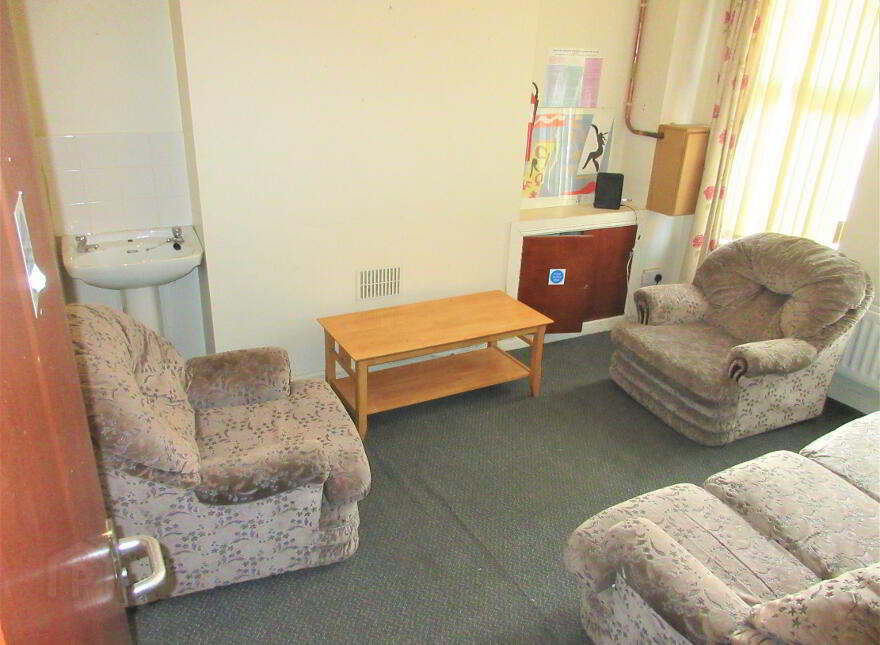 5 Bedroom Student House, 9 Canterbury Street, Botanic Area, Belfast, BT7 1LB