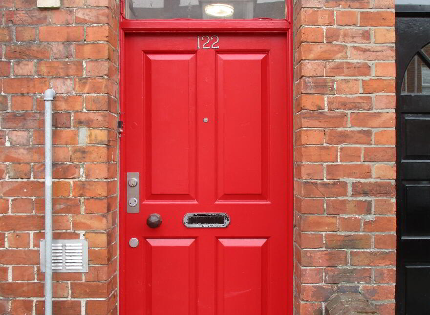 Great Apartment, 122a Fitzroy Avenue, Queens Quarter, Belfast, BT7 1HX