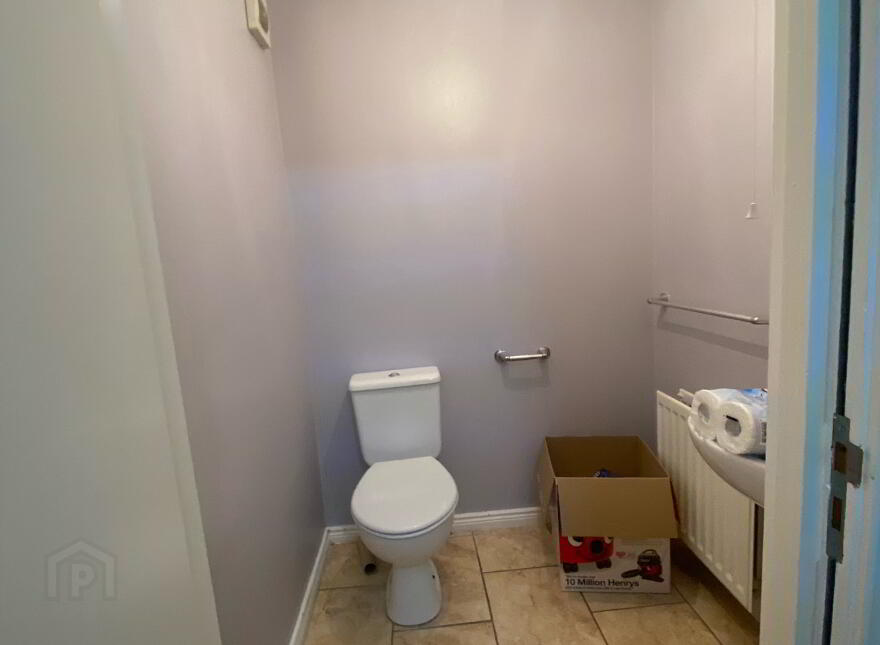 Great Accommodation, 54 Fitzroy Avenue, Queens University Quarter, Belfast, BT7 1HX