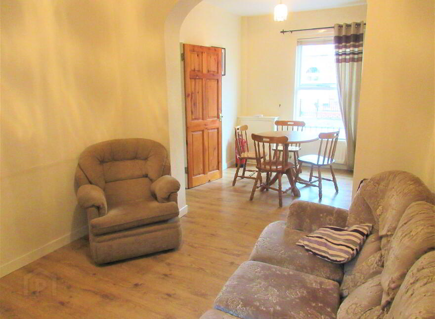 Great 2 Bedroom House, 7 Jerusalem Street, Queens University Quarter, Belfast, BT7 1QN
