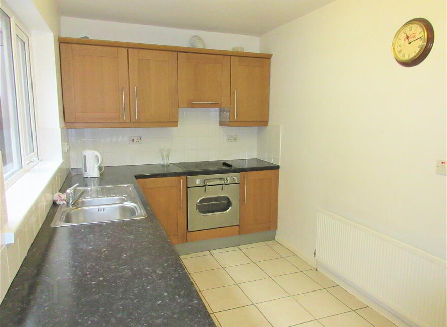 Great 2 Bedroom House, 7 Jerusalem Street, Queens University Quarter, Belfast, BT7 1QN