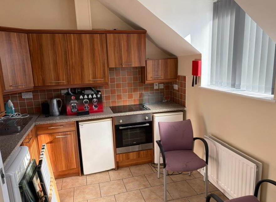 Great 3 Bedroom Apartment, 34C Magdala Street, Queens University Quart...Belfast, BT7 1PU