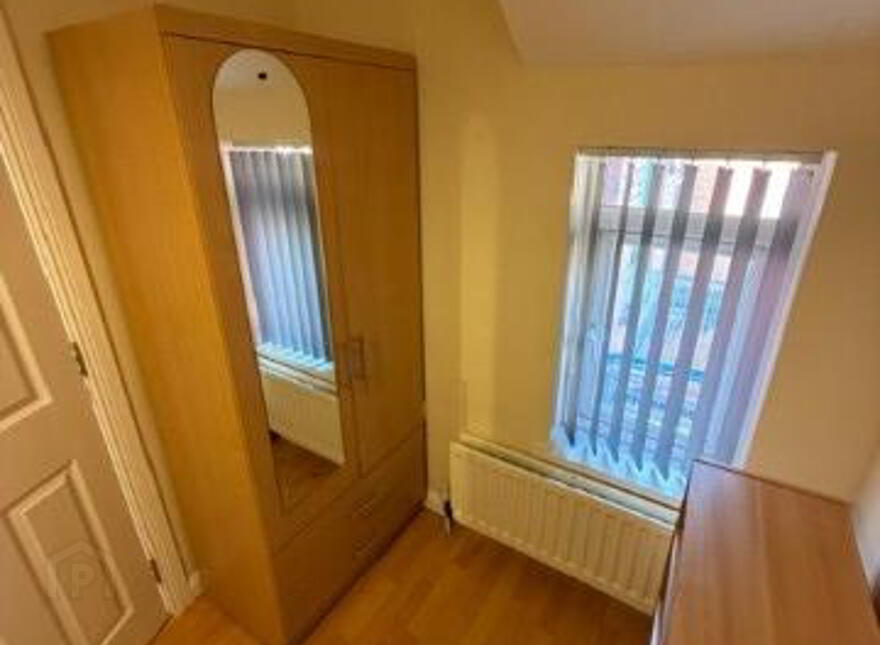 Great 3 Bedroom Apartment, 34C Magdala Street, Queens University Quart...Belfast, BT7 1PU