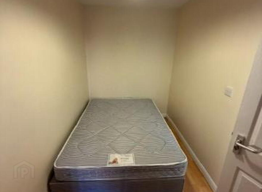 Great 3 Bedroom Apartment, 34C Magdala Street, Queens University Quart...Belfast, BT7 1PU