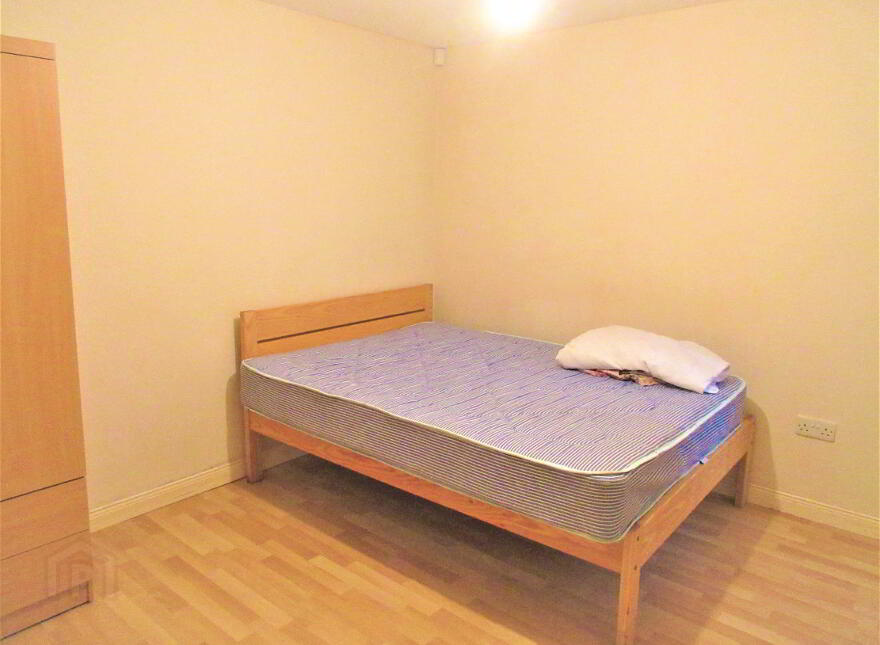 4 Bedroom Apartment, 66A Rugby Avenue, Queens Quarter, Belfast, BT7 1GZ