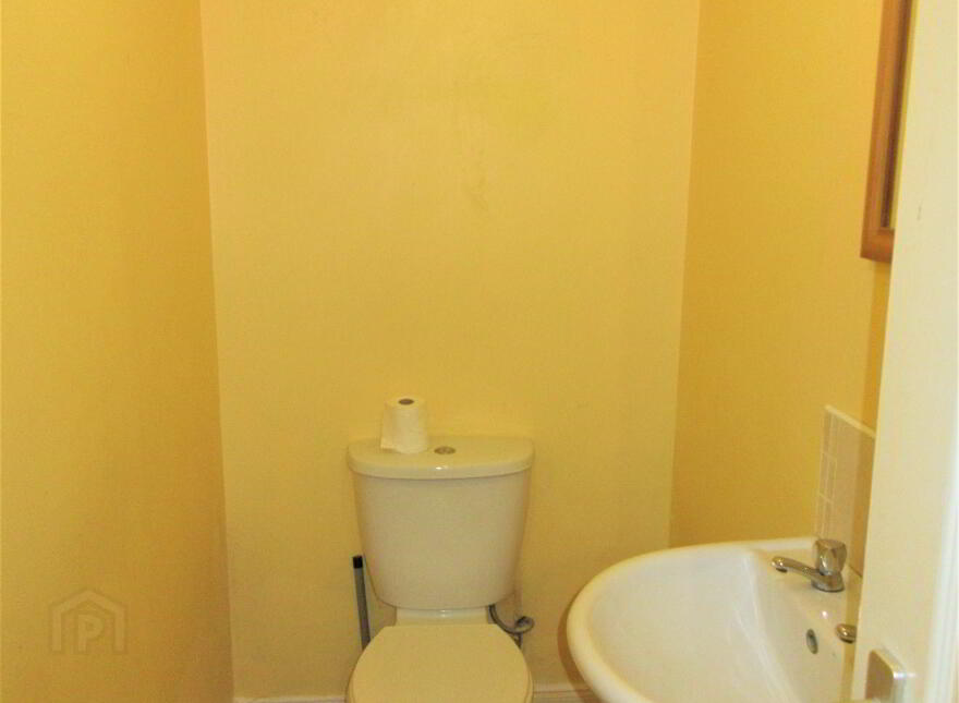 Great 4 Bedroom Apartment, 66C Rugby Avenue, Queens University Quarter, Belfast, BT7 1GZ