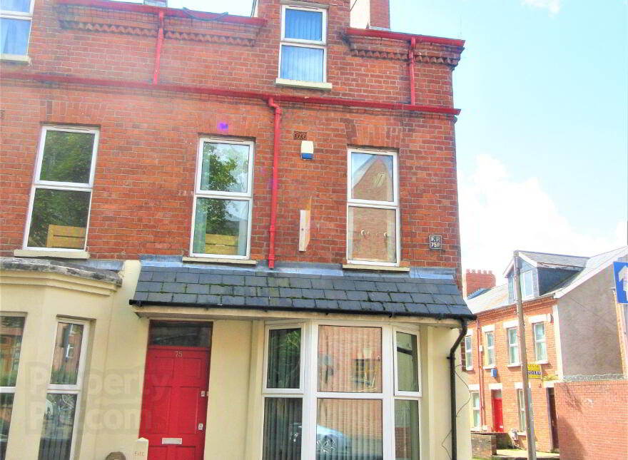 7 Bedroom Student House, 75 Rugby Avenue, Queens University Quarter, Belfast, BT7 1RE photo