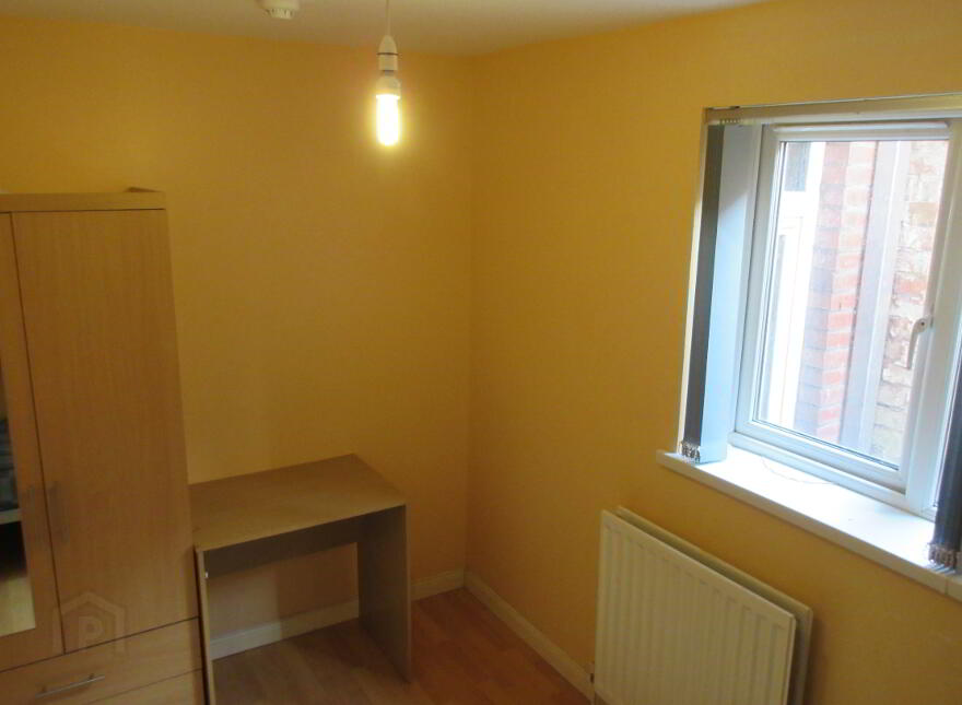 Great 4 Bedroom Apartment, 68A University Avenue, Queens Quarter, Belfast, BT7 1GY