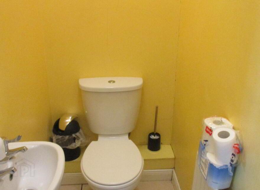 Great Apartment, 68B University Avenue, Queens University Quarter, Belfast, BT7 1GY