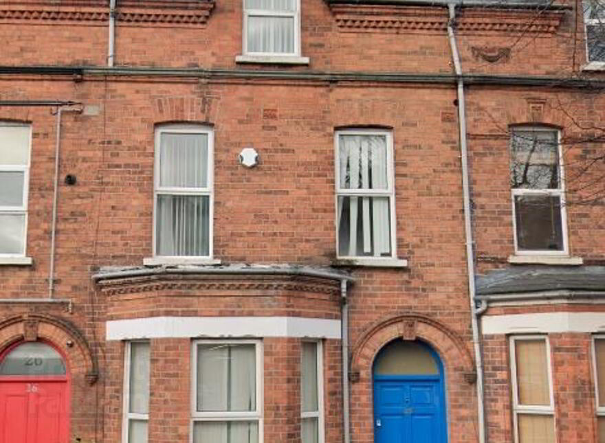 Great 6/7 Bedroom House, 28 University Avenue, Queens University Quart...Belfast, BT7 1GY photo