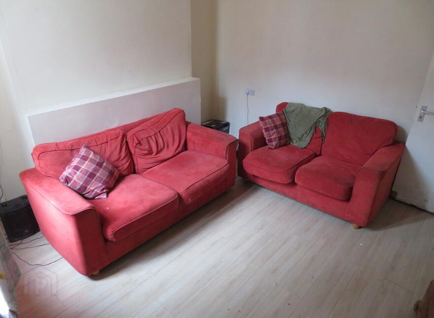 13 Agincourt Avenue, Holylands, Belfast, BT7 1QA