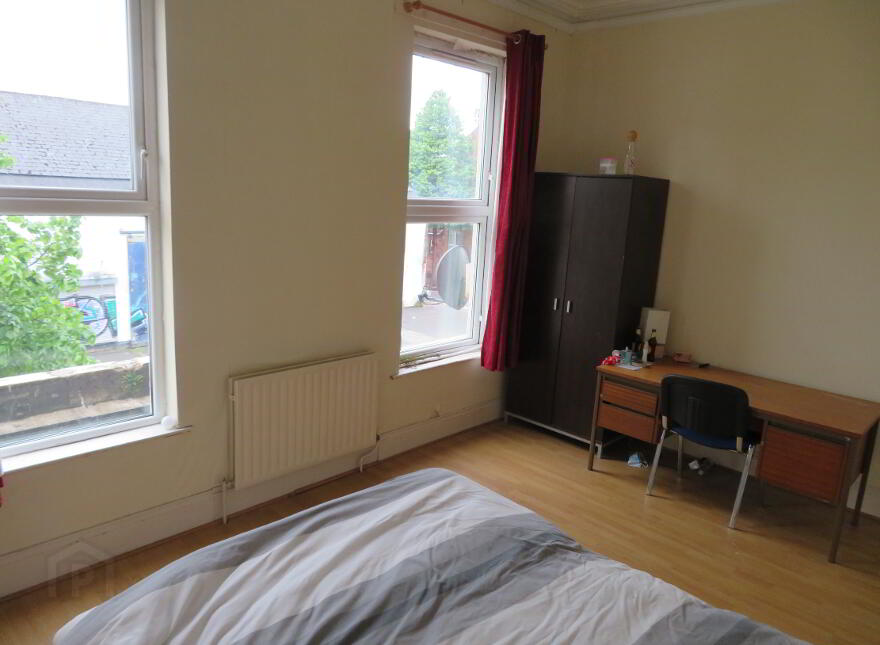 13 Agincourt Avenue, Holylands, Belfast, BT7 1QA