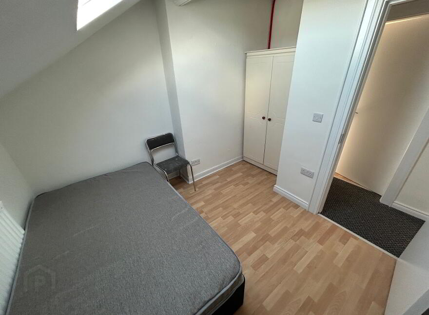 13 Agincourt Avenue, Holylands, Belfast, BT7 1QA