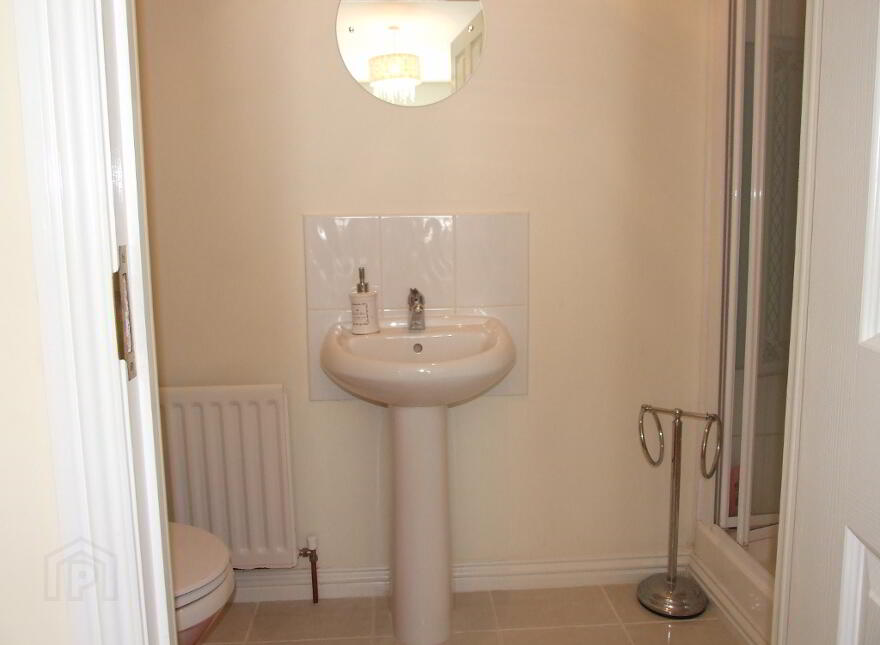 37 Old Castle Court (Student Let), Portrush, BT56 8GR