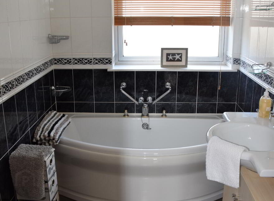 Castleview, 3 Morelli Plaza Apartments, Portstewart, BT55 7TF