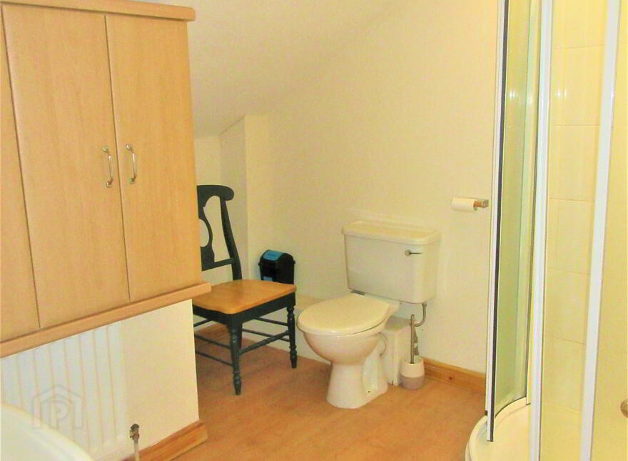 Great Apartment, 7C Canterbury Street, Botanic Area ~ Behind Queens Un...Belfast, BT7 1LB