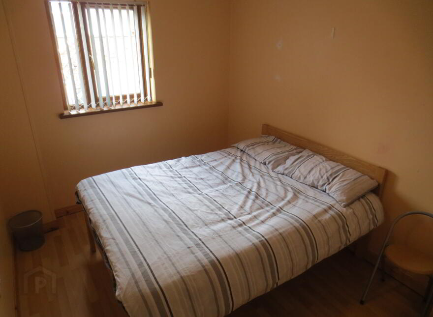 Great 3 Bedroom Apartment, 2A Carmel Street, University Quarter!, Belfast, BT7 1QE