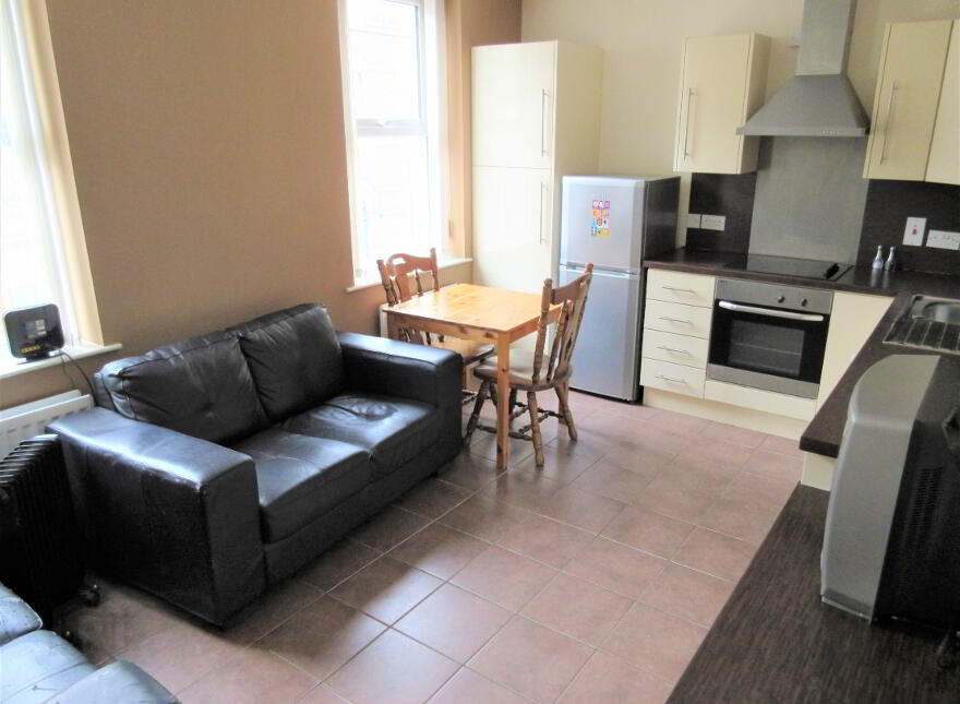 Upstairs Apartment, 4B Magdala Street, University Quarter, Belfast, BT7 1PU