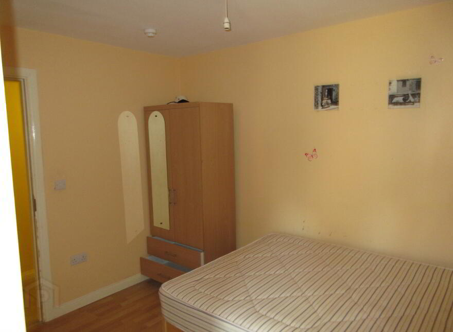 New Build Apartment, 76b Rugby Avenue, Queens Quarter, Belfast, BT7 1RG