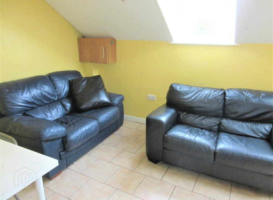 Great Apartment, 66C Rugby Avenue, University Quarter!, Belfast, BT7 1GZ
