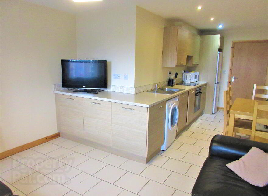 New Build Apartment, 165c University Street, Queens Quarter!, Belfast, BT7 1GX photo