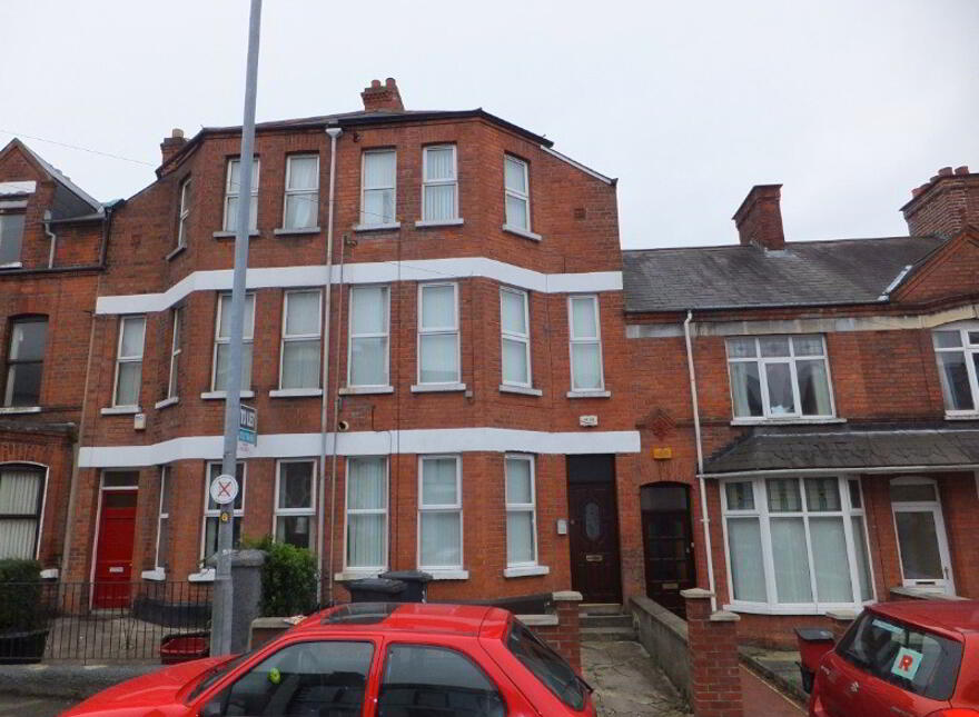 Flat 2, 34 Tates Avenue, Belfast, BT9 7BY