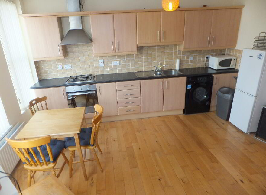 Flat 2, 34 Tates Avenue, Belfast, BT9 7BY