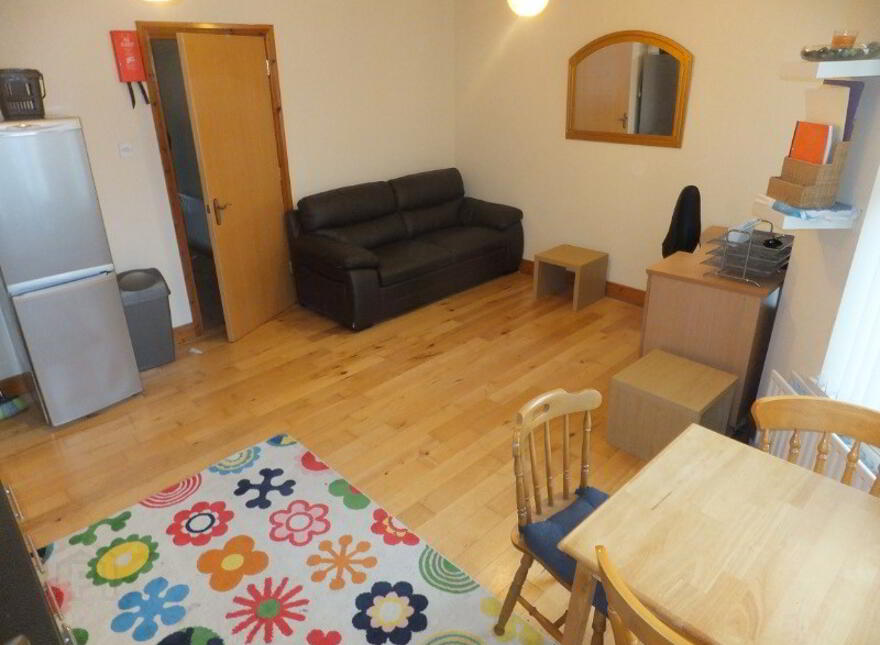 Flat 2, 34 Tates Avenue, Belfast, BT9 7BY