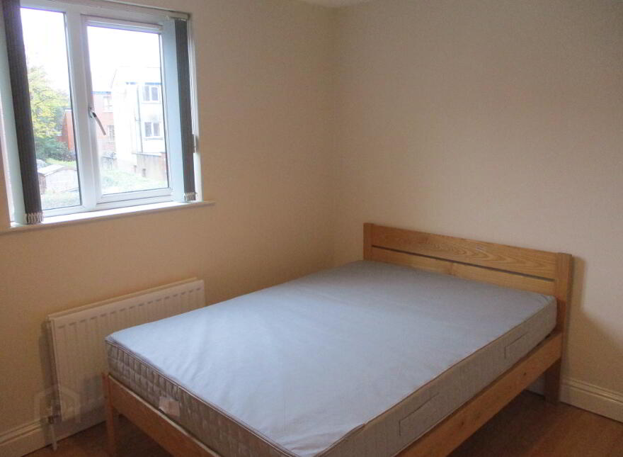 3 Bedroom Apartment, 26B University Avenue, Queens Quarter, Belfast, BT7 1GY