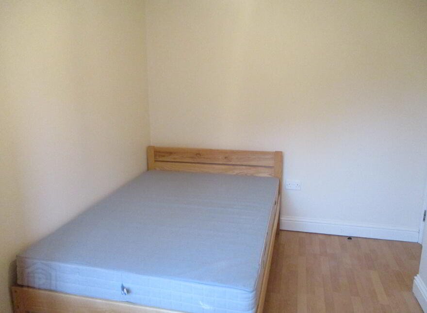 3 Bedroom Apartment, 26B University Avenue, Queens Quarter, Belfast, BT7 1GY