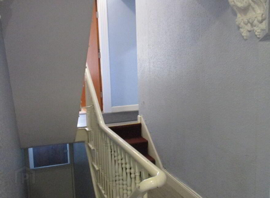 Great Apartment, 36B University Avenue, Queens Quarter, Belfast, BT7 1GY