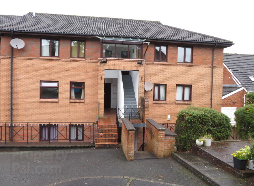 19 Castle Mews, Castlereagh, Belfast, BT6 9RR photo