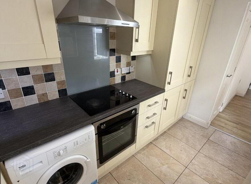 57 Sandhurst Drive, Belfast, BT9 5AZ