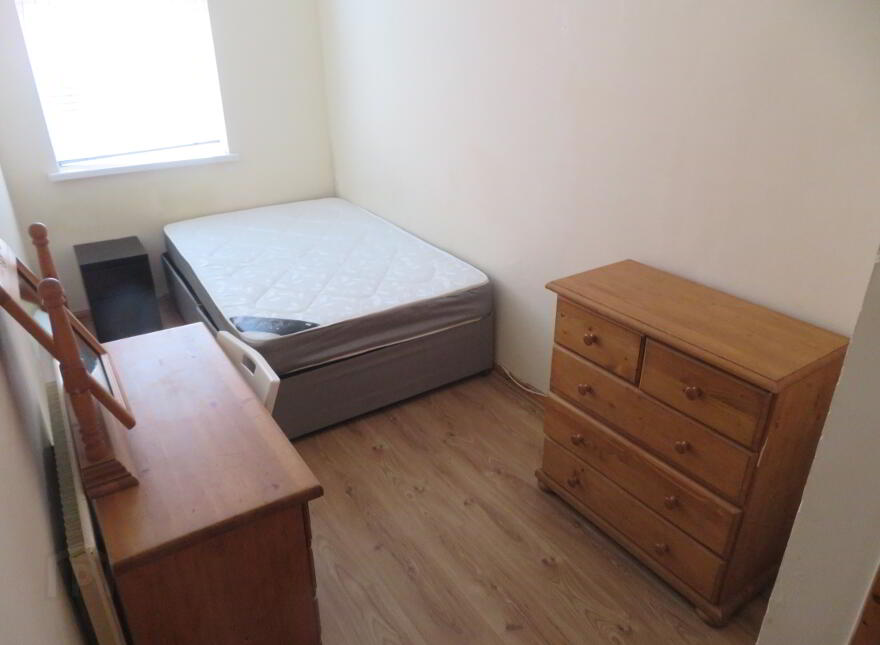 Unit 1, 7 Cameron Street, Botanic, Belfast, BT7 1GU