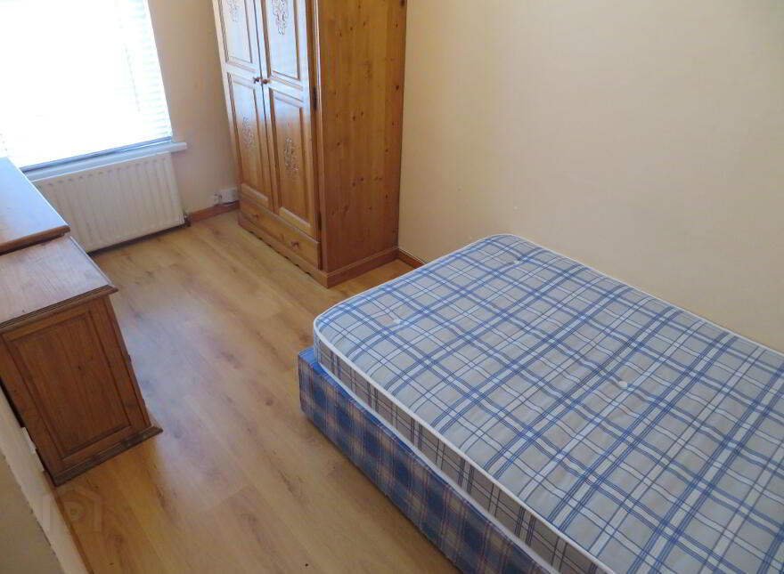 Unit 2, 13 Cameron Street, Botanic, Belfast, BT7 1GU