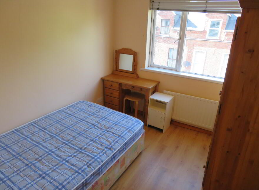 Unit 2, 13 Cameron Street, Botanic, Belfast, BT7 1GU