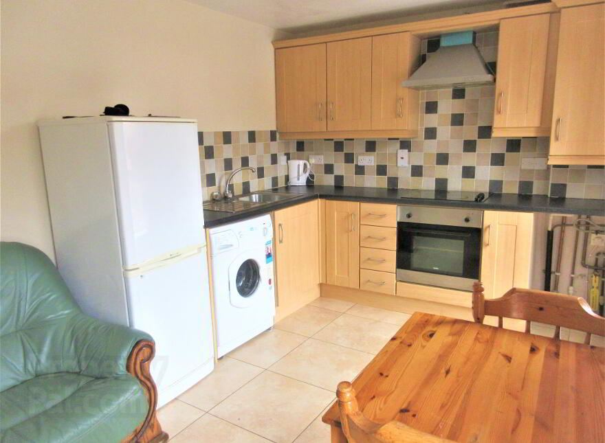 Great Apartment, 44a Damascus Street, Great Apartment, Belfast, BT7 1GY photo