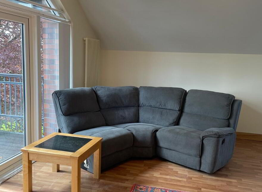5B Derryvolgie Ave, Belfast, BT9 6FL